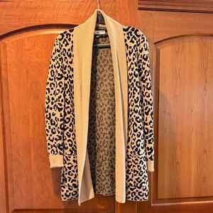 Chic Leopard Print Open Cardigan